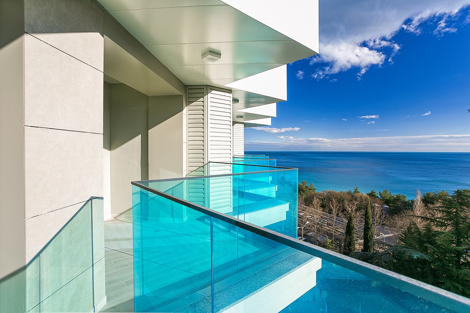 2-комнатные апартаменты с террасой и видом на море в ЖК «Скай плаза»