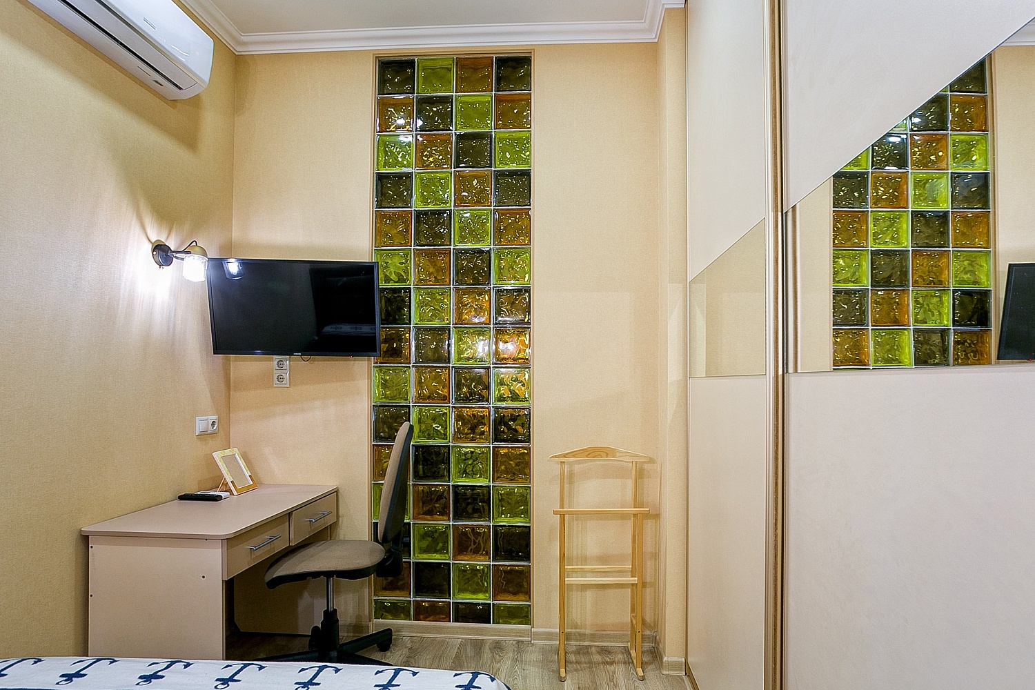 Уютные апартаменты с ремонтом в ЖК «Скай плаза»