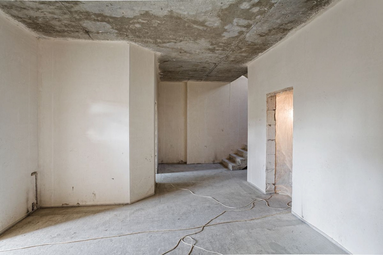 Двухэтажный дом под чистовую отделку в Гурзуфе