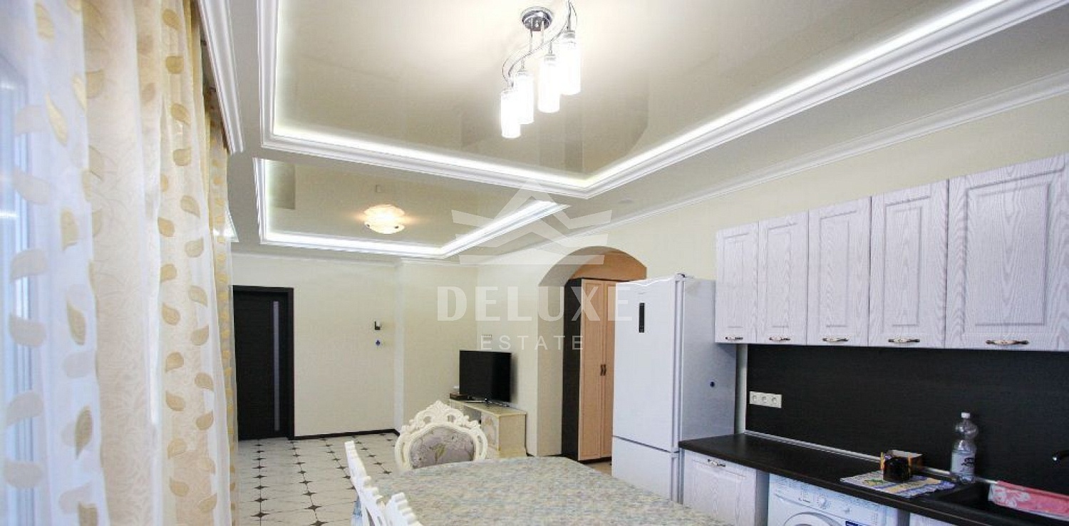 Продажа 3-комнатной квартиры с ремонтом в Массандре
