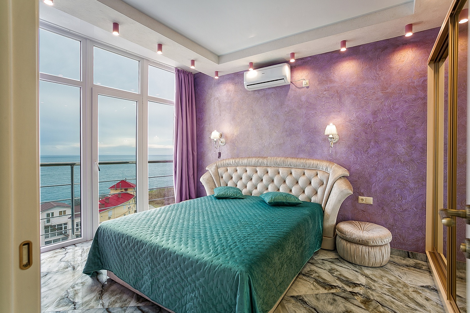  3-комнатная квартира с видом на море в ЖК «Текиндже»