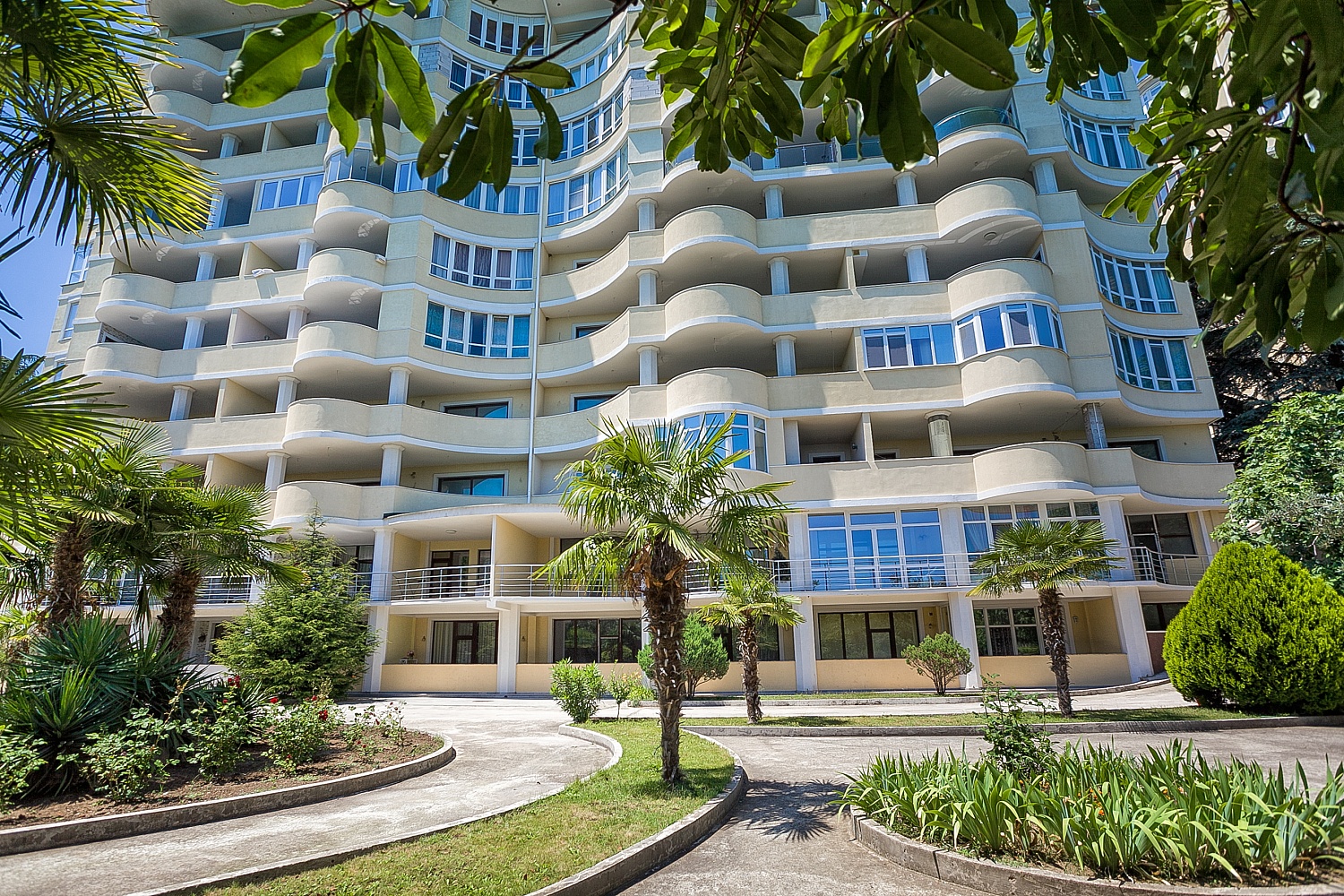 Продажа видовой квартиры в жилом комплексе "Ореанда Плаза"